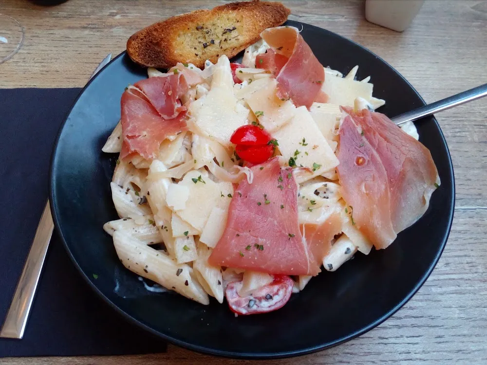 Penne À l'italienne Jambon Cru Crème Parmesan